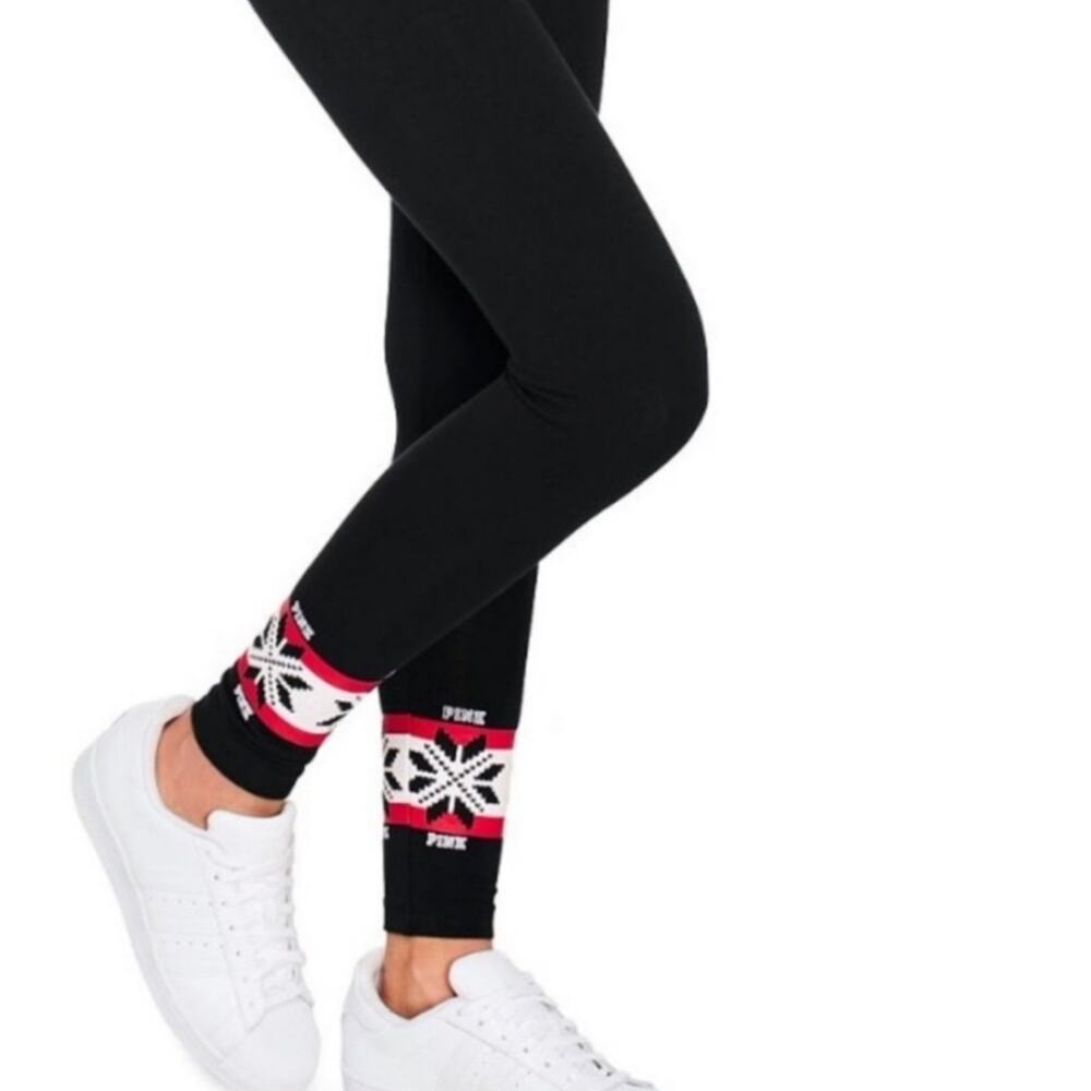 PINK Victoria's Secret | Snowflake Yoga Leggings